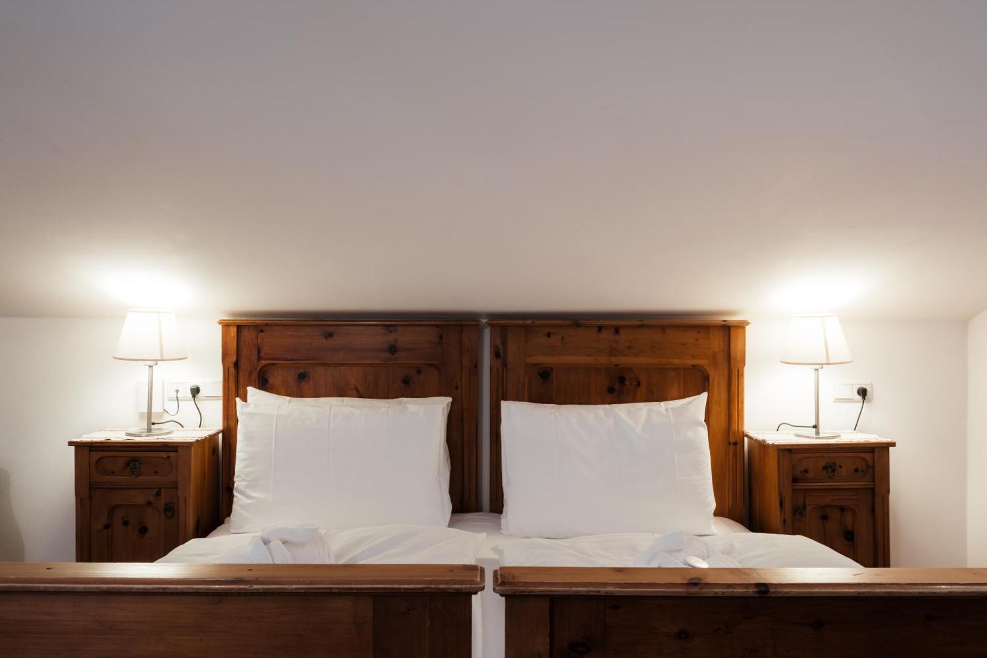 Hotel Dolomitenhof & Chalet Alte Post Sexten Eksteriør bilde