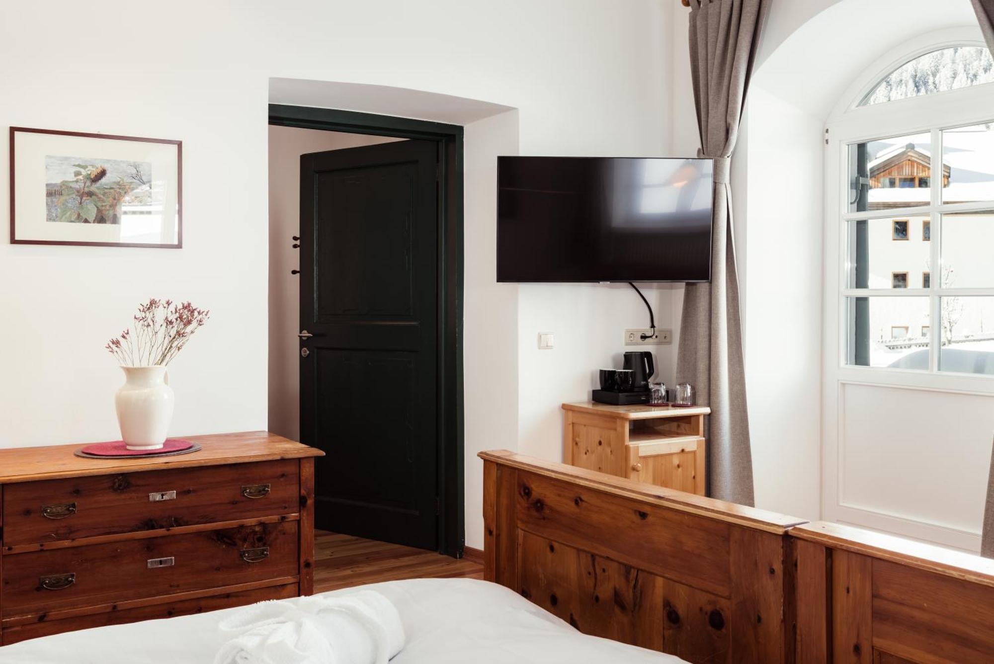 Hotel Dolomitenhof & Chalet Alte Post Sexten Eksteriør bilde