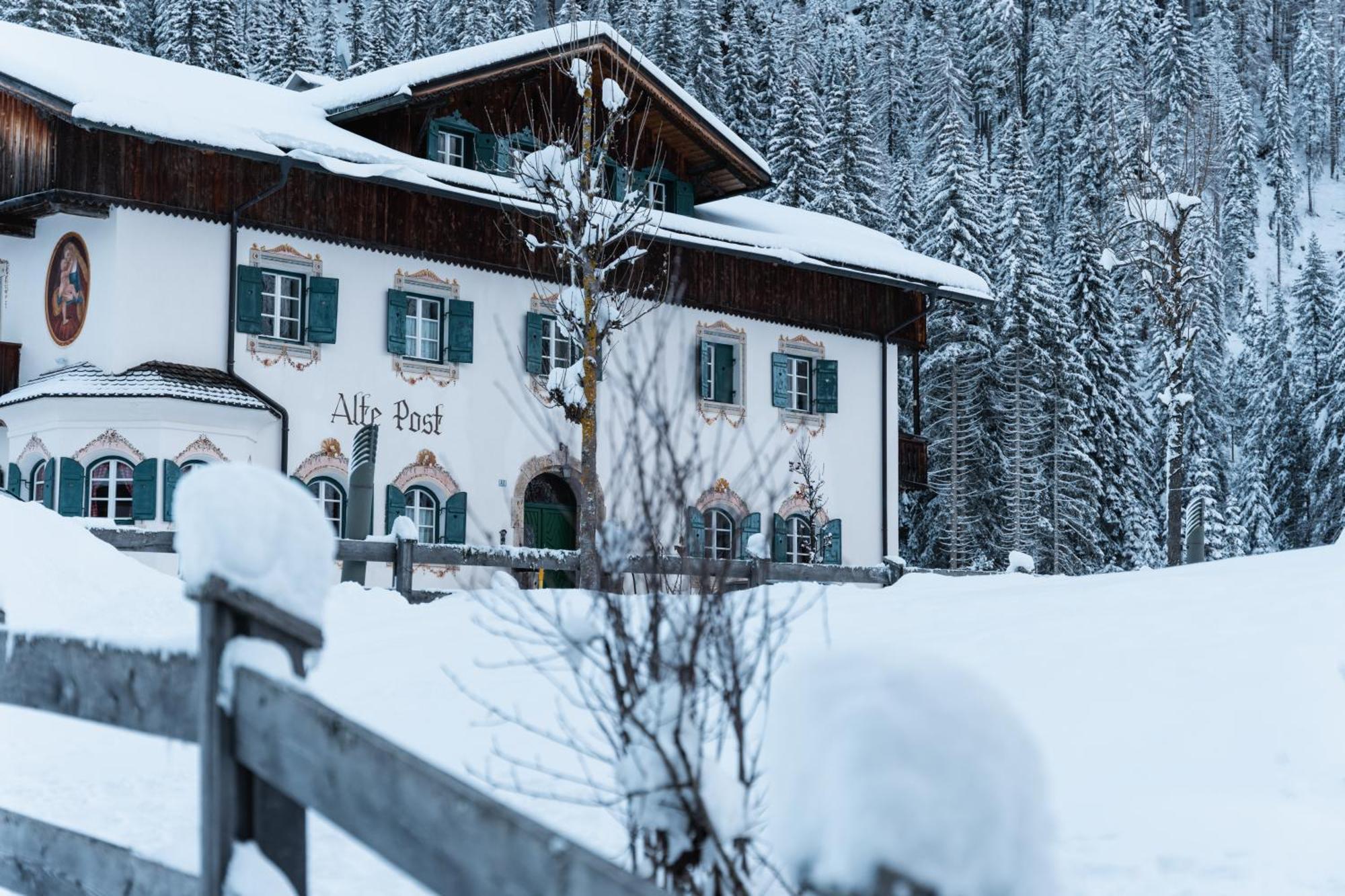 Hotel Dolomitenhof & Chalet Alte Post Sexten Eksteriør bilde