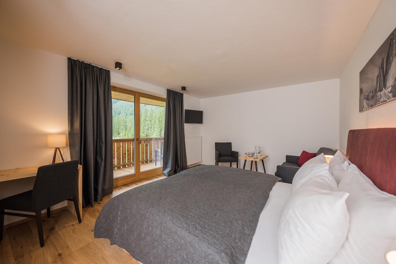 Hotel Dolomitenhof & Chalet Alte Post Sexten Eksteriør bilde
