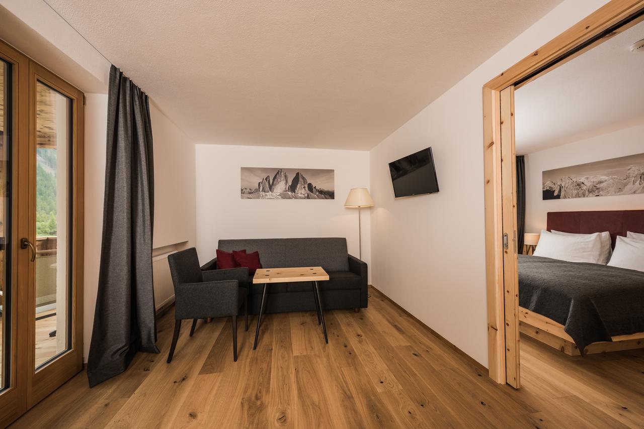 Hotel Dolomitenhof & Chalet Alte Post Sexten Eksteriør bilde