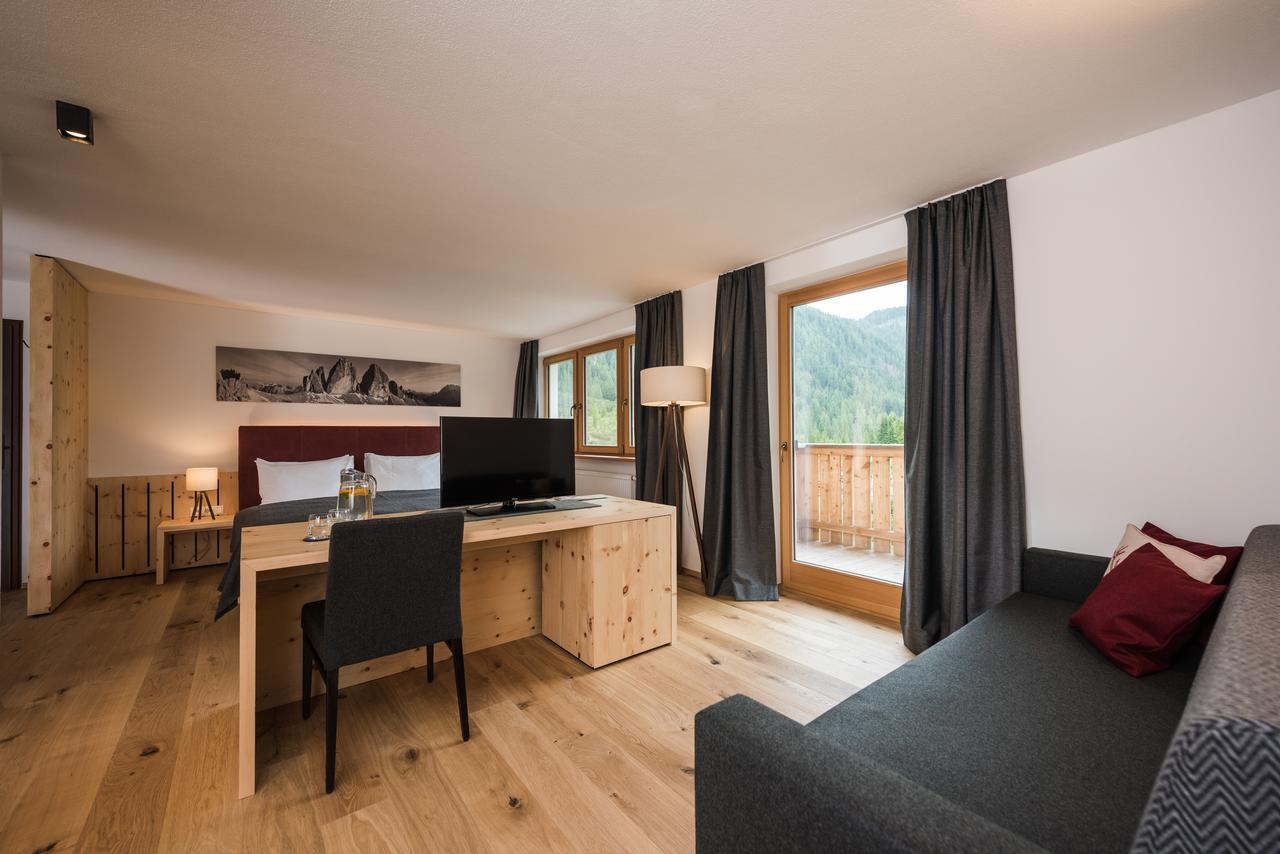 Hotel Dolomitenhof & Chalet Alte Post Sexten Eksteriør bilde